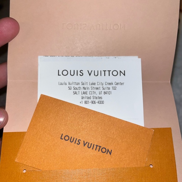 LOUIS VUITTON glasses ✨ - Picture 4 of 4